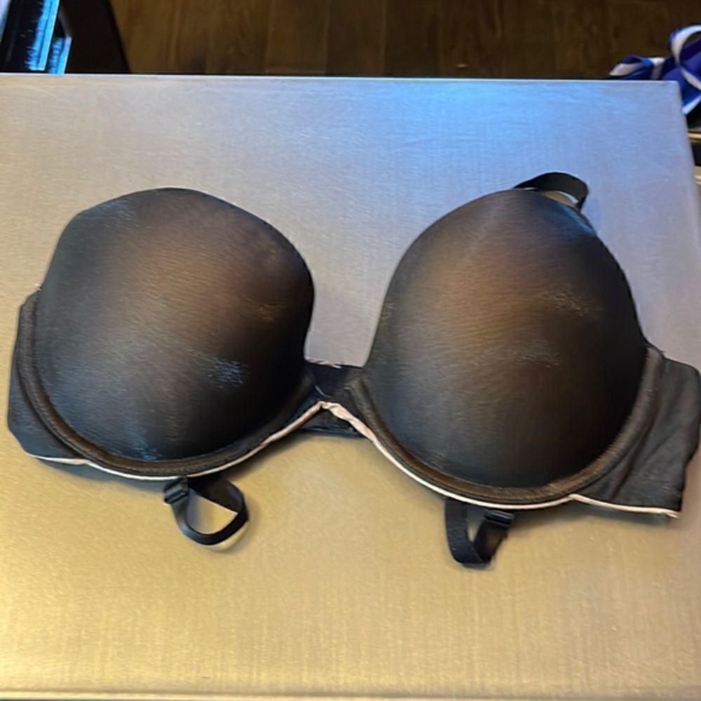 Maidenform Bra 38B.